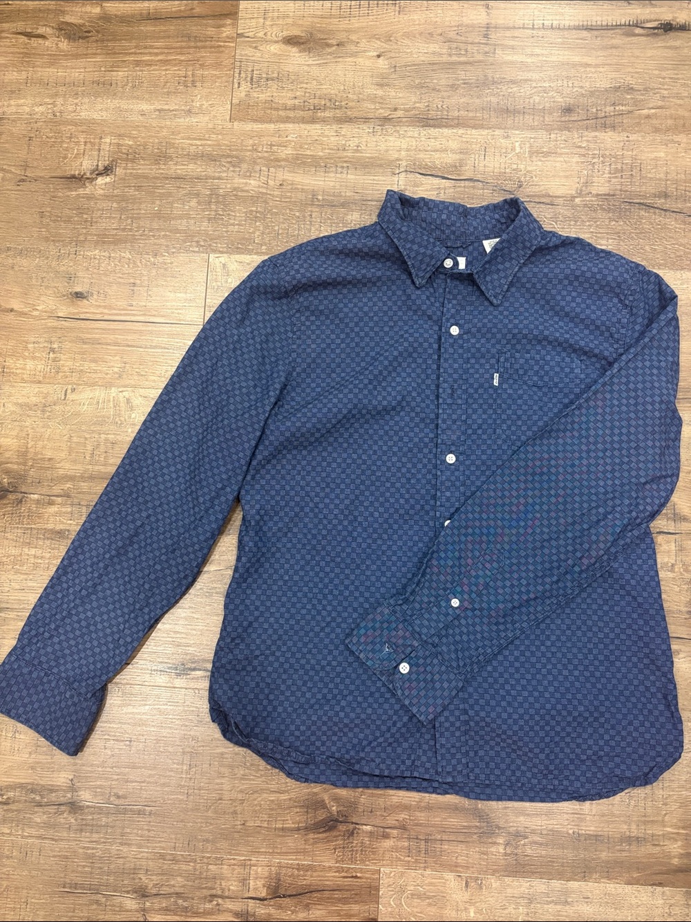 Levi's Navy Micro-Pattern Long-Sleeve Button-Down Shirt